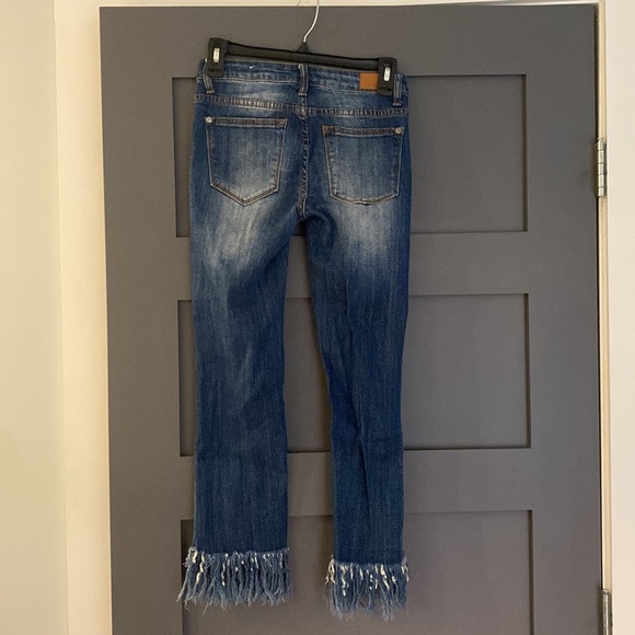 Boutique Fringe Jeans - Picture 4 of 4